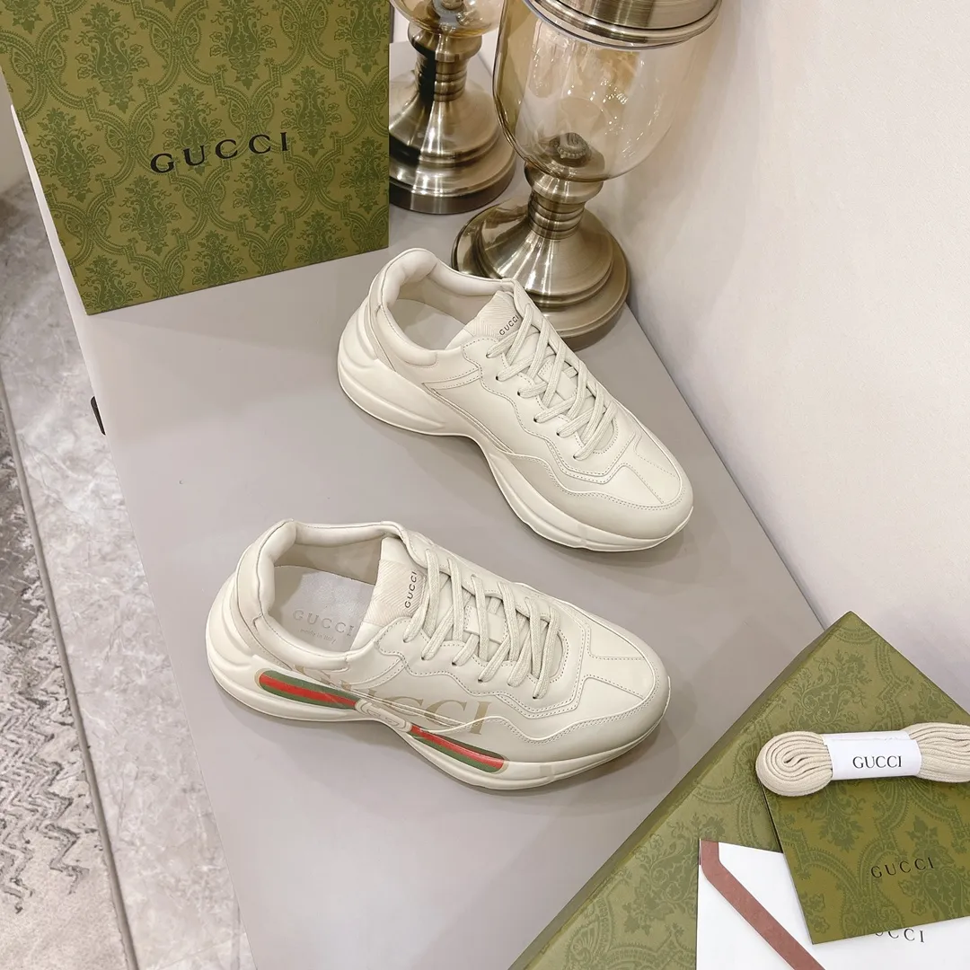 Top version P800 Ordinary version P620 GUCCI dad shoes latest upgraded version❗❗ P Women's 400 Men's 380 The fabric is 100% consistent with the counter. The whole series uses four leather styles. Each pattern color and fabric are one-to-one consistent with the counter. Women's code 35 36 37 38 39 40 Men's code 39 40 41 42 43 44 (women's 34 Men's size 45 (can be customized)